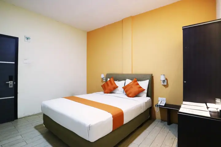 Батам: Blitz Hotel Batam Near Sultan Mahmud Ri'ayat Shah Mosque