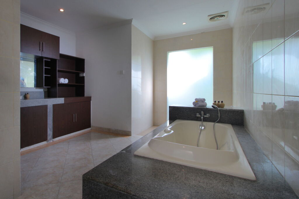 Чангу: Alamanda Canggu Villa by Kanaya Hospitality.