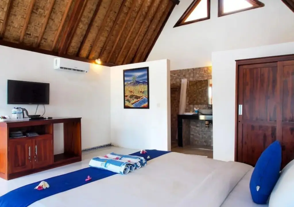Jerowaru: Blue Monkey Villas Resort & Ocean View