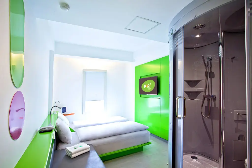 Сурабая: POP! Hotel Gubeng Surabaya