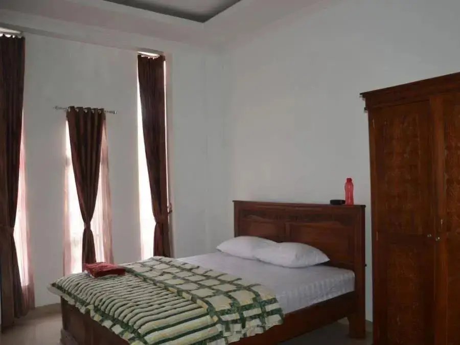Депок: Mataram Guest House