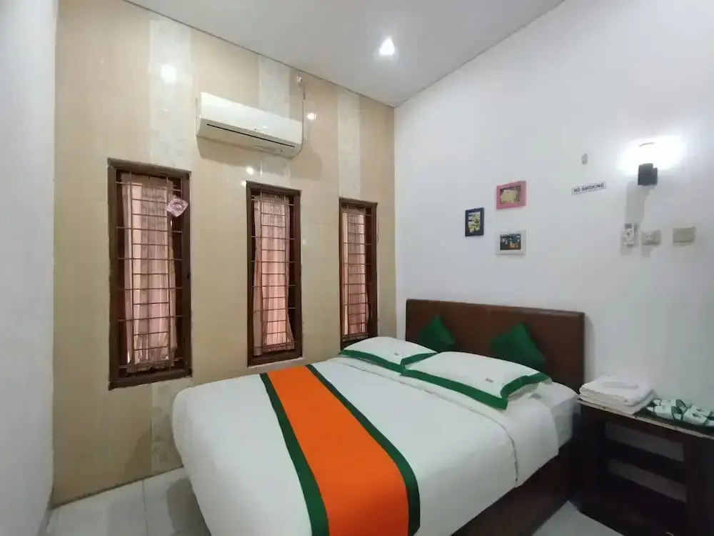 Ngaglik: Homestay Jogja dekat Taman Pelangi by Simply Homy
