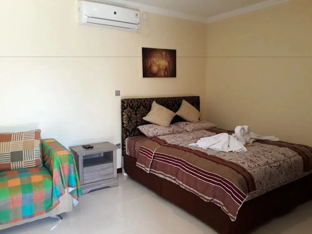 Матарам: Villa Yukie Senggigi