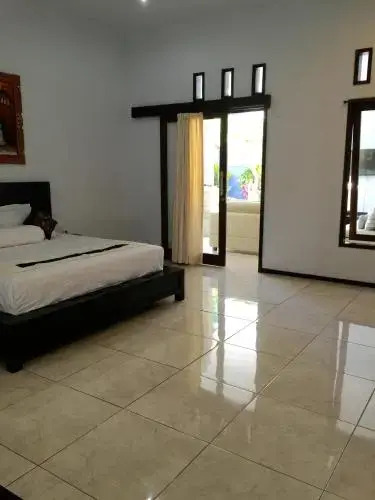 Керобокан: Villa Kenari Montrose