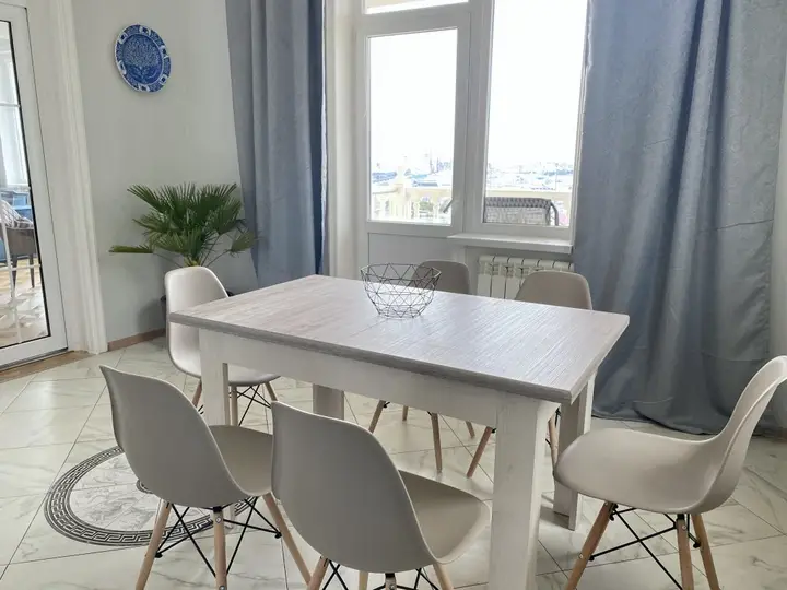 Сочи: Lux Etazh Pod Klyuch Apartments