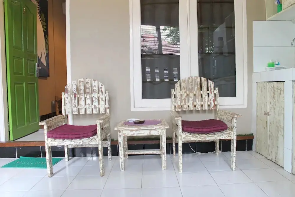 Гили Аир: Cahaya Home