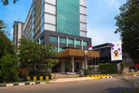 Fox Hotel Nagoya Batam — фото 1