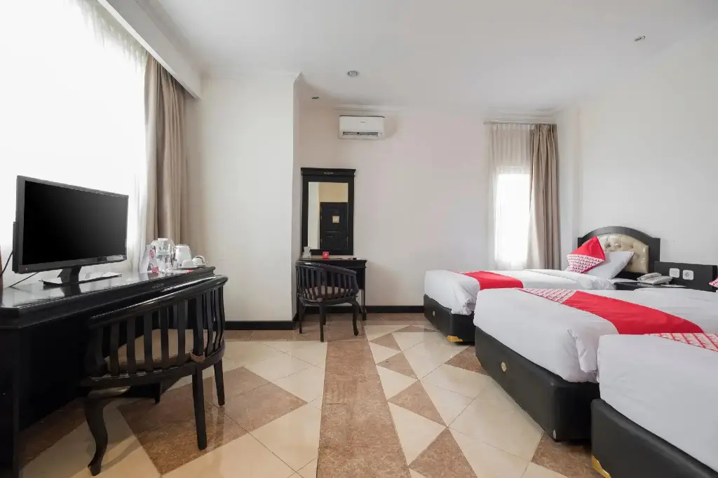 Макассар: Hotel Sutomo