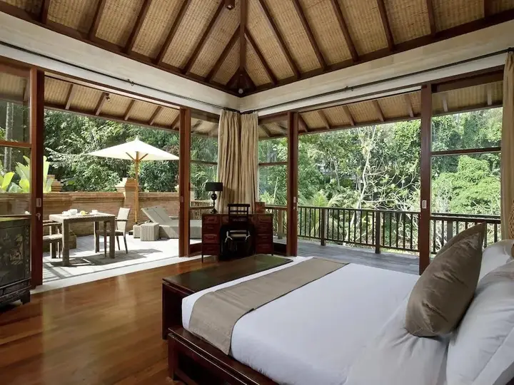 Табанан: Villa Iskandar