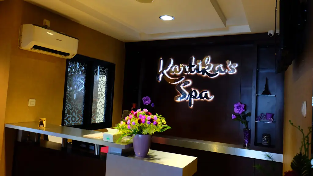 Hotel Grand Kartika — фото 1