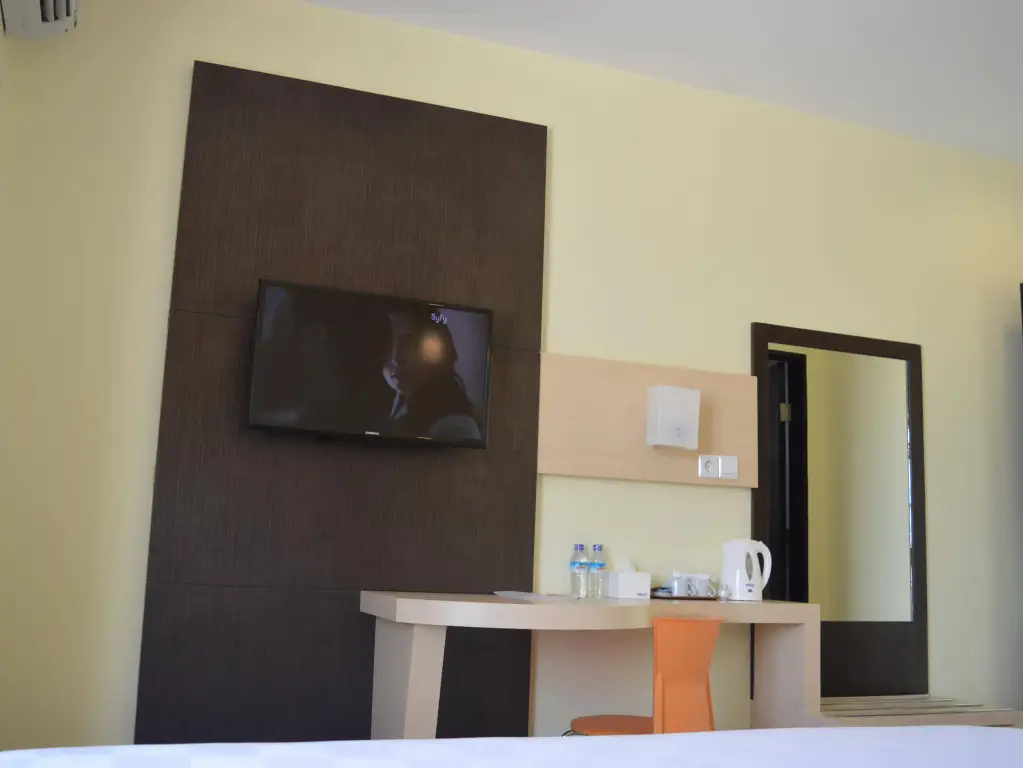 Матарам: M Hotel
