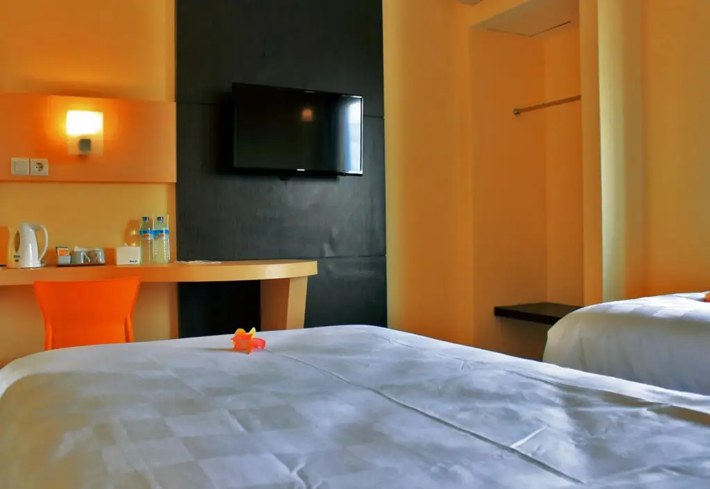 Матарам: M Hotel