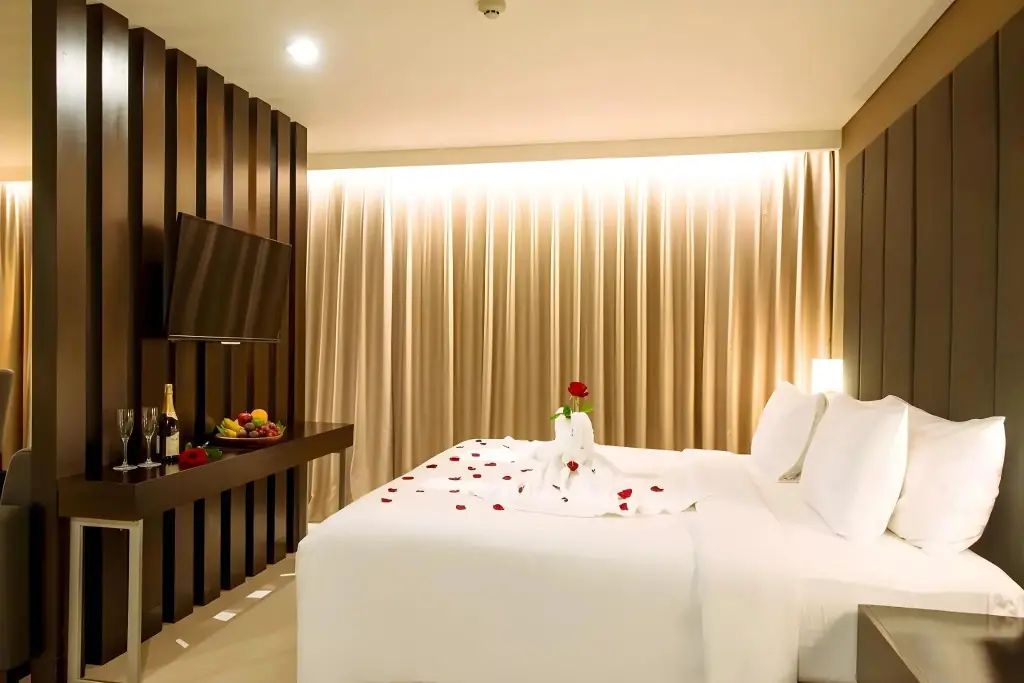 Понтианак: Maestro Hotel Kota Baru