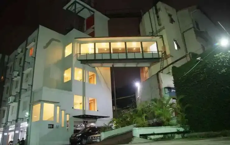 Bukit Dago Hotel — фото 1
