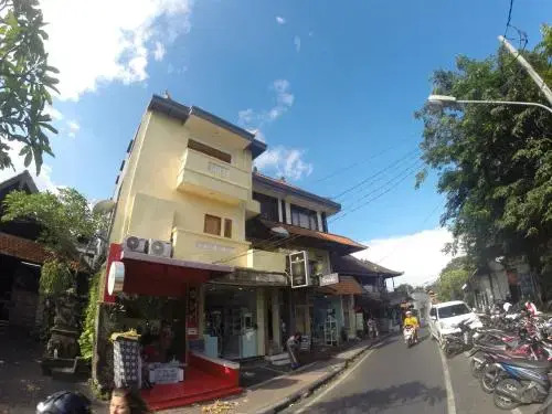 Убуд: Ramaniya House