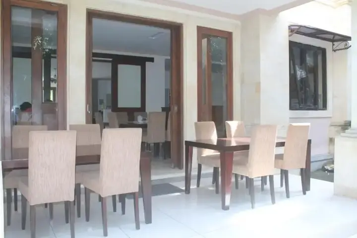 Денпасар: Udayana Lodge Denpasar
