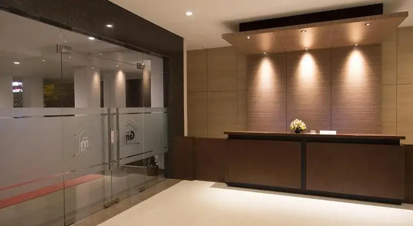 Джембер: GM253 Hotel