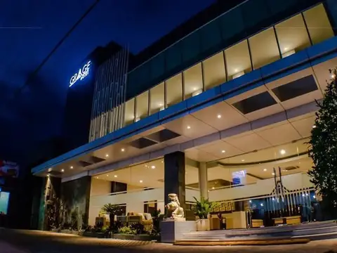 Grage Malang Hotel — фото 1