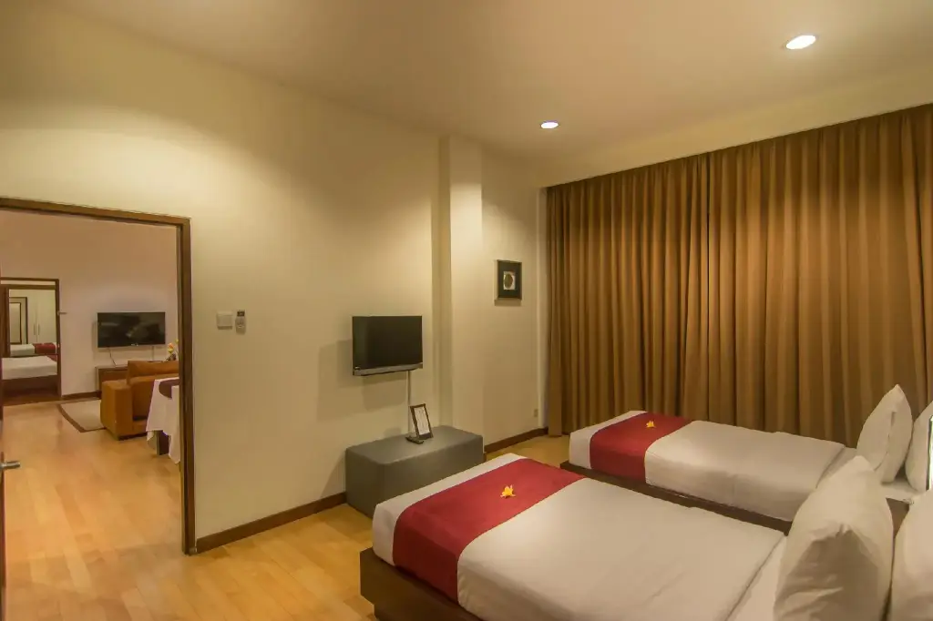 Кута: Seminyak Square Hotel And Villas