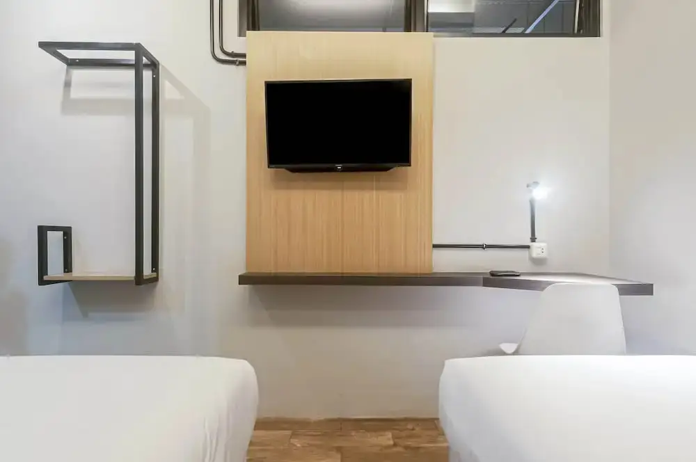 Джакарта: RedDoorz Plus near Gandaria City Mall 2