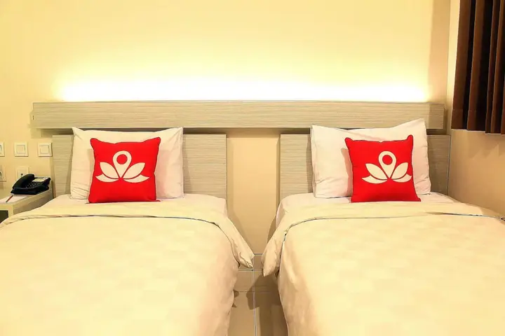 Бандунг: ZEN Premium Setrawangi Raya