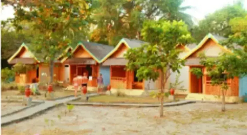 Гили Аир: Lucky's Bungalow and Bar