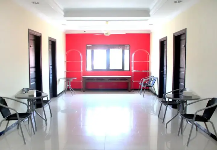 Сурабая: Family Guest House Surabaya by ZEN Rooms