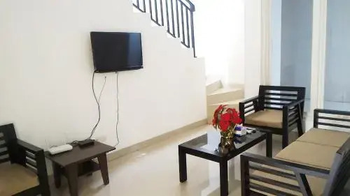 Самаринда: D'Home Guest House