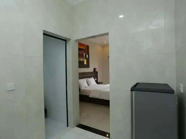 Кута: RedDoorz @ Mahendradatta Selatan