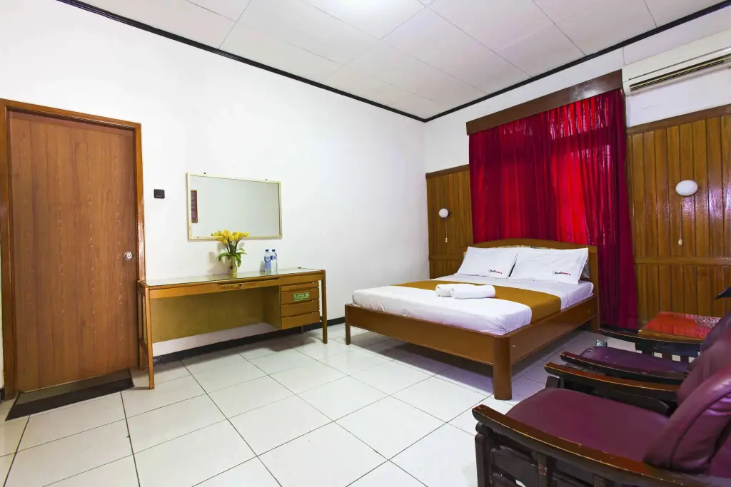 Джакарта: RedDoorz @ Kemang Selatan
