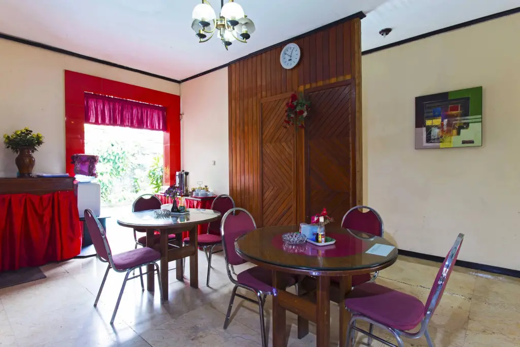 Джакарта: RedDoorz @ Kemang Selatan