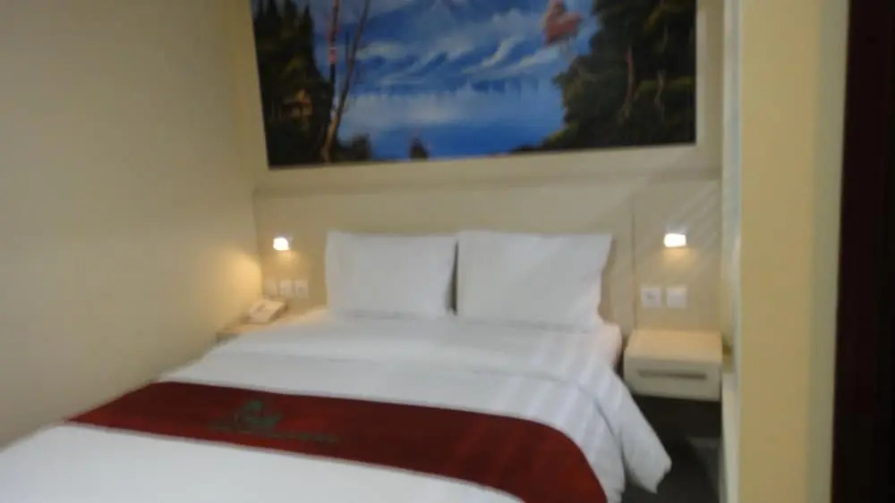 Бунутан: The Arya Hotel