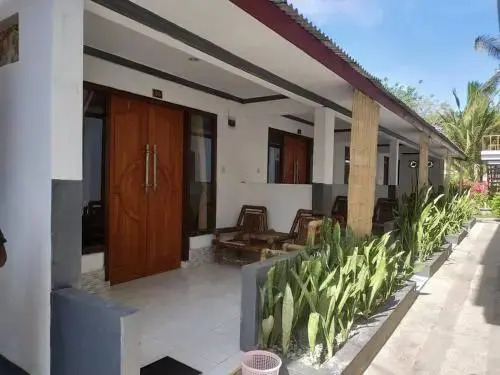 Гили Траванган: Emalia Homestay
