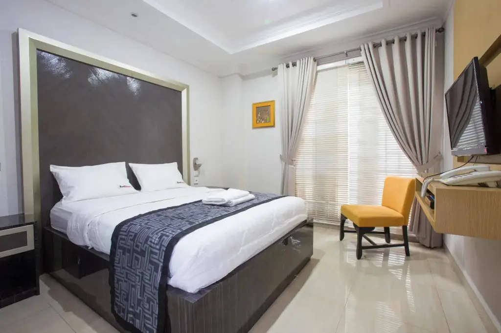Джакарта: RedDoorz Plus near Pondok Indah Mall