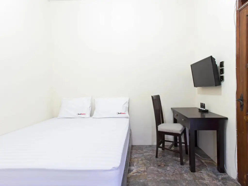 Джакарта: RedDoorz @ Cempaka Putih Barat