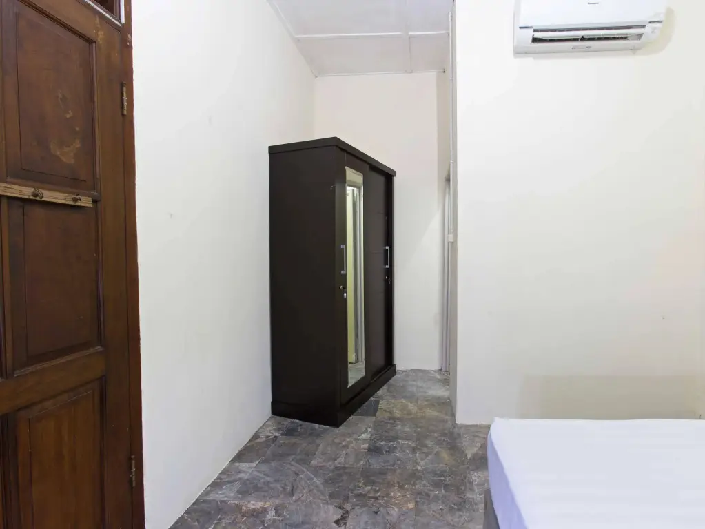 Джакарта: RedDoorz @ Cempaka Putih Barat