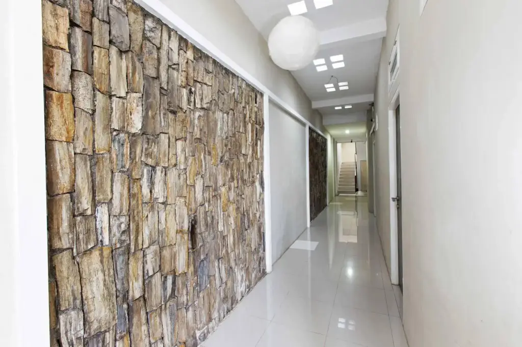 Джакарта: RedDoorz Near Manggarai Station
