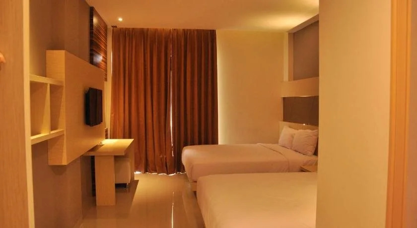 Пангандаран: Emerald Pangandaran
