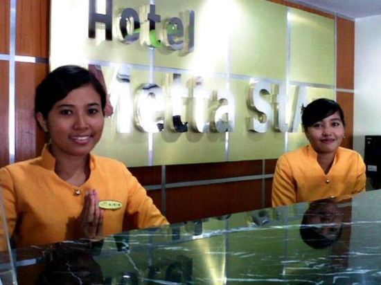 Джаяпура: Hotel Metta Star Waena