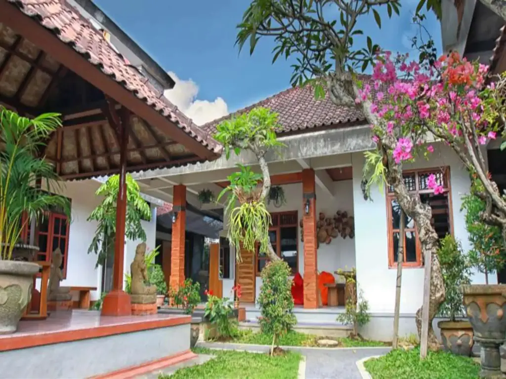 Убуд: Halaman Depan Hostel