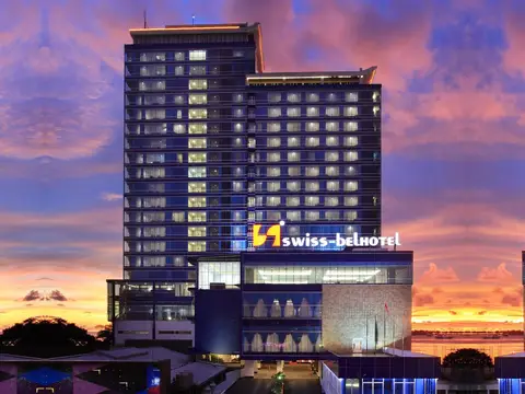Swiss-Belhotel Waterfront Makassar — фото 1