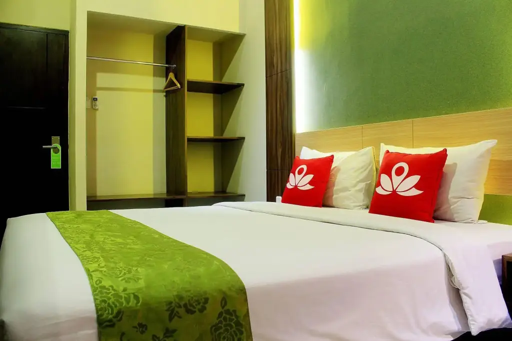 Бандунг: ZEN Rooms Lengkong Gatot Subroto