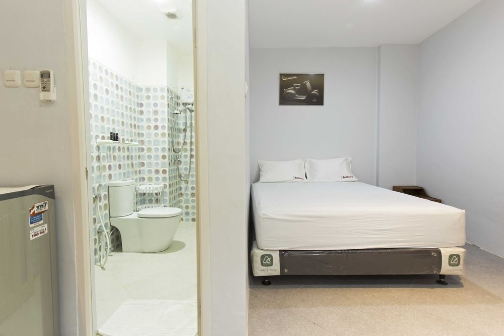 Джакарта: RedDoorz Near Arteri Pondok Indah