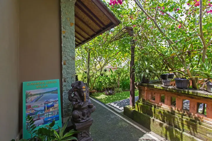 Убуд: Cahaya Ubud Villa