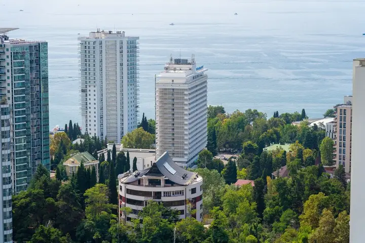 Сочи: Апартаменты Метрополь BlackSea Сочи