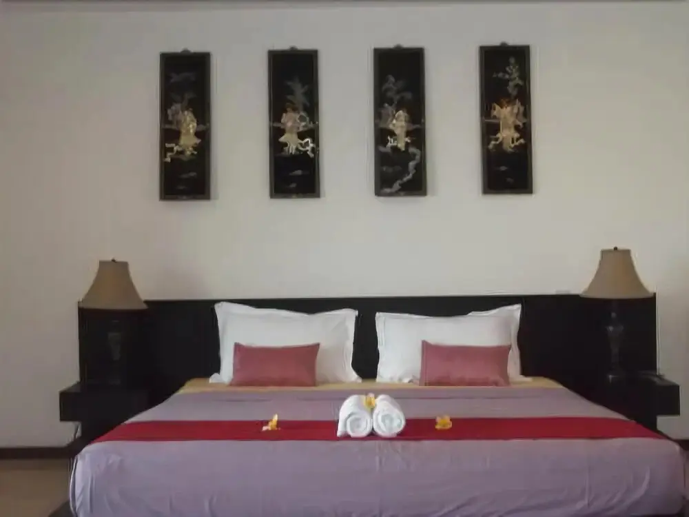Матарам: Villa Indah Batu Layar