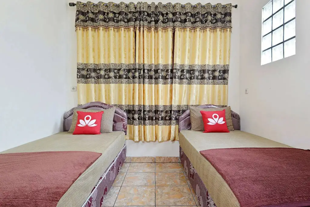 Бандунг: ZEN Rooms Antapani Syariah