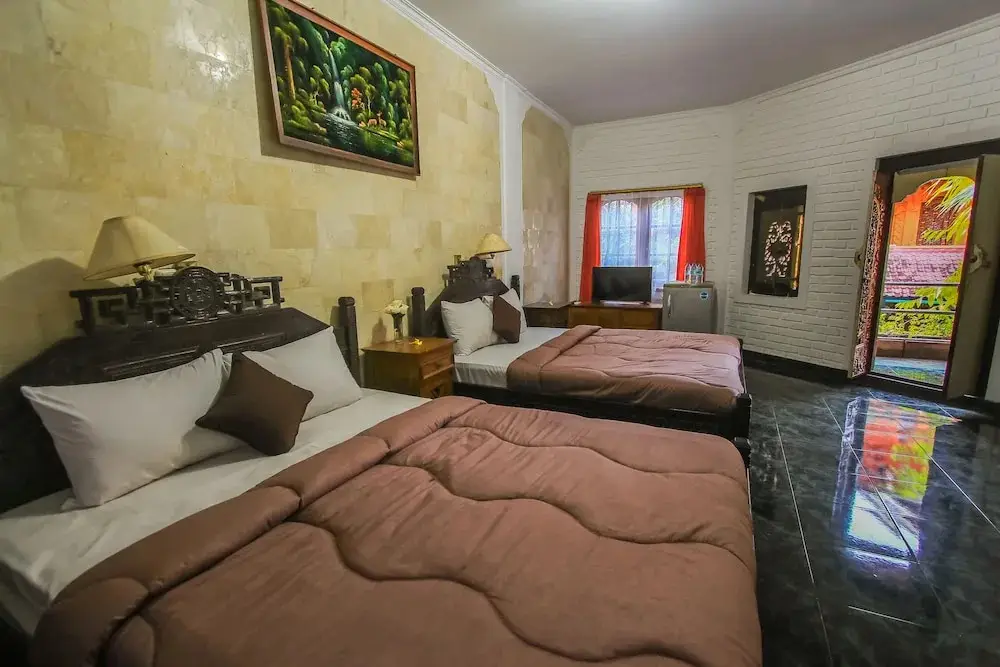 Кута: Hotel Lumbung Sari Legian