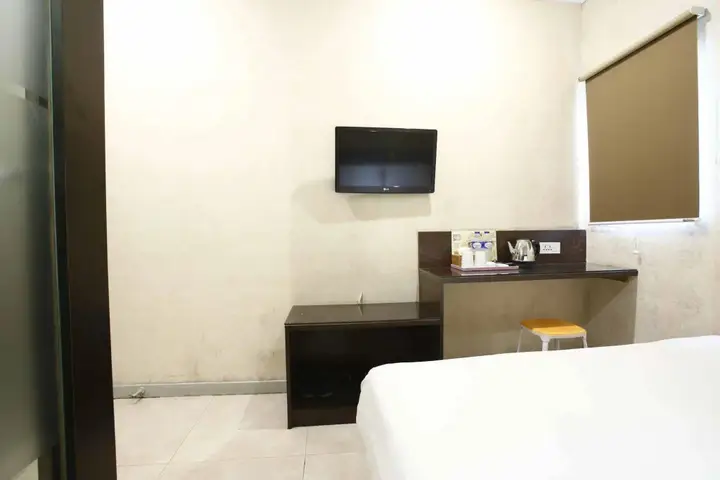 Джакарта: RedDoorz @ Gajah Mada