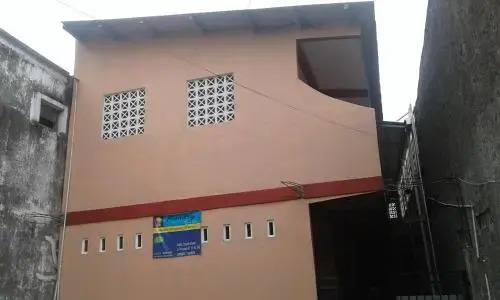Батуретно: Canary Guesthouse